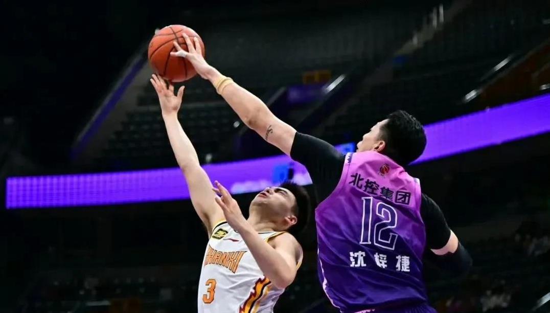 关于内马尔迎来十二赛季出色发挥，切尔西观众热烈欢呼！赛场气氛高涨的信息乐鱼体育官方