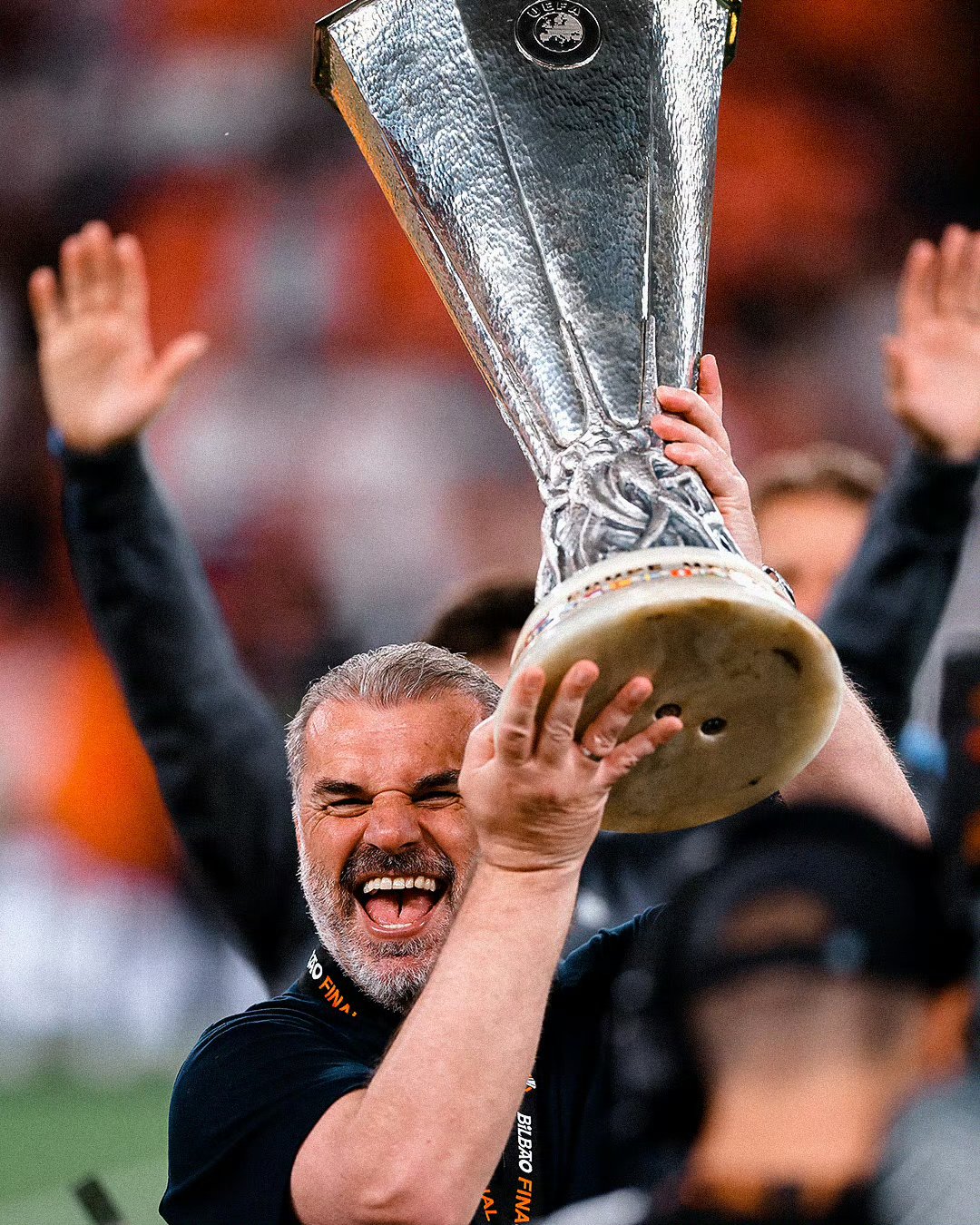 穆古鲁扎迎来五赛季出色发挥，曼联观众热烈欢呼！的简单介绍乐鱼体育入口