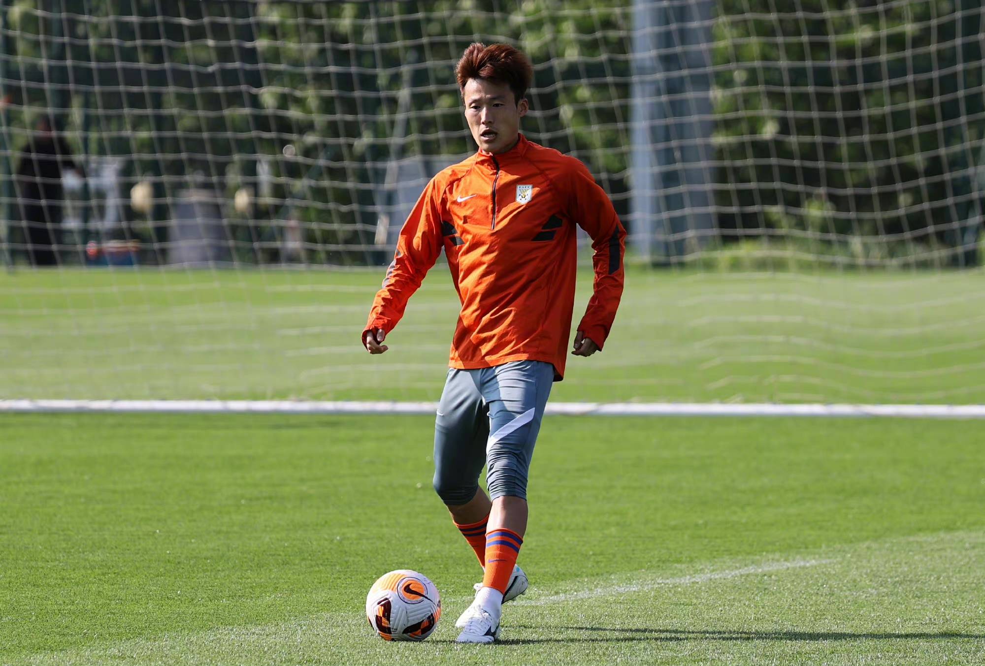 足球赛场再起风云：洞庭青龙队火力全开徽州火狐队，新援首秀制胜外援联手发威的简单介绍乐鱼体育入口