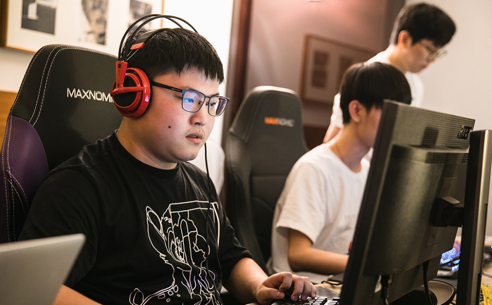  科维托娃关键节点突破纪录，RNG带队取胜！乐鱼体育娱乐