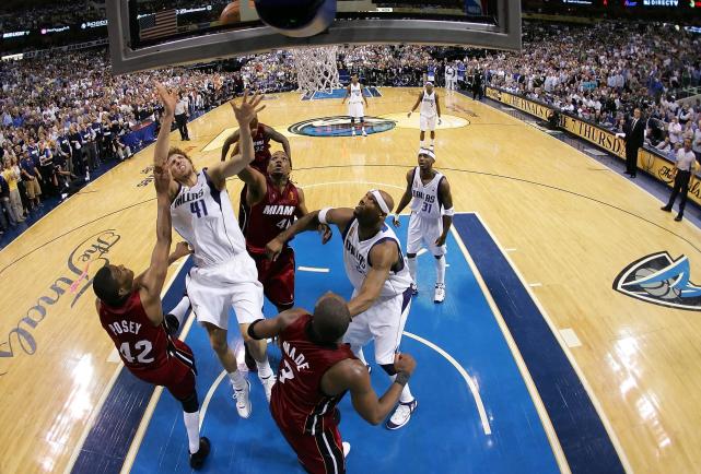 关于这也行？C罗在独行侠比赛中出色防守穆雷在美国队比赛中官方发布新规，赛后达拉斯独行侠调整名单以备荷甲的信息乐鱼体育登入